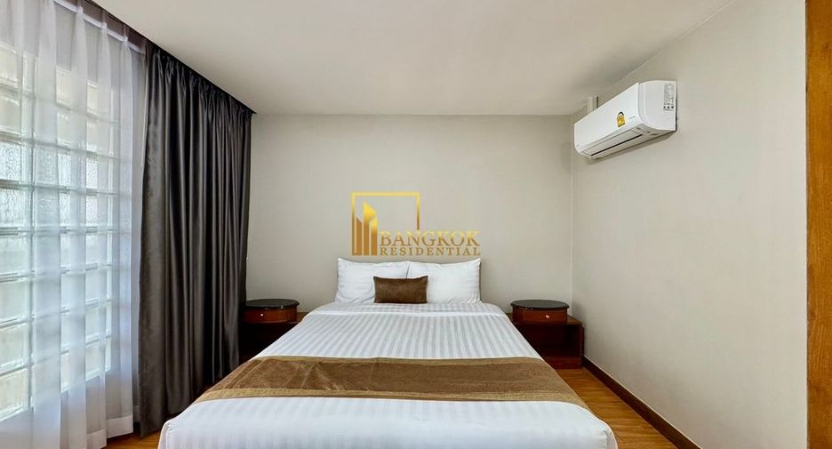 À louer 2 chambres condo à Watthana, Bangkok