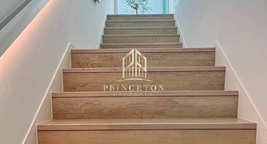 For rent and for sale 4 bedrooms house in Bang Phli, Samut Prakan