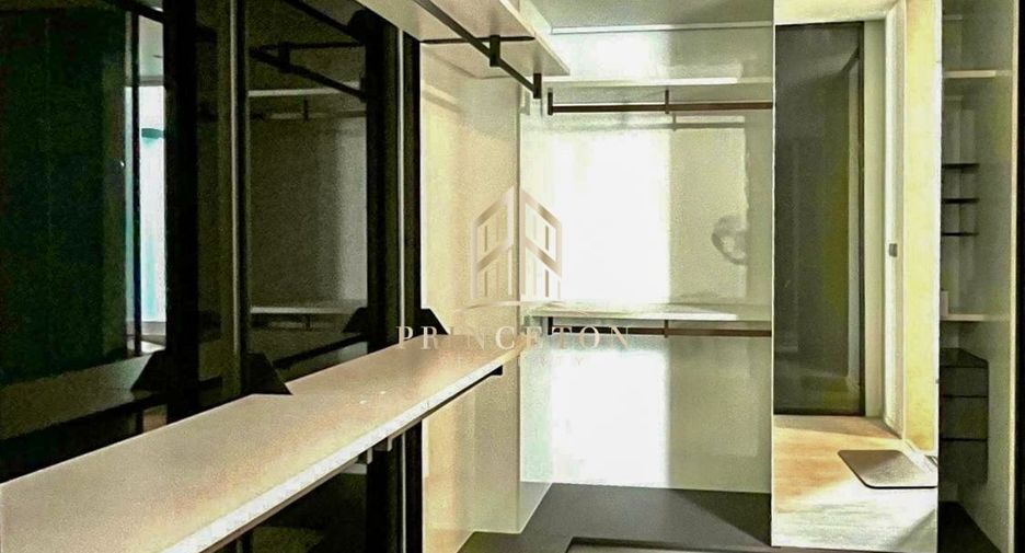 For rent and for sale 4 bedrooms house in Bang Phli, Samut Prakan