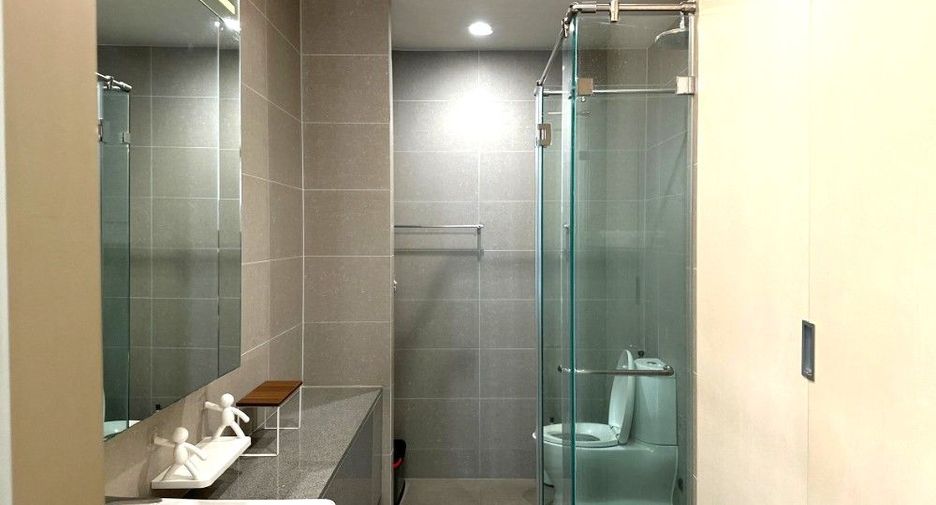 À louer 1 chambre condo à Pathum Wan, Bangkok