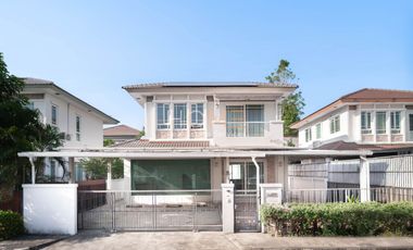 Casa en venta de 3 habitaciones en Bang Kapi, Bangkok