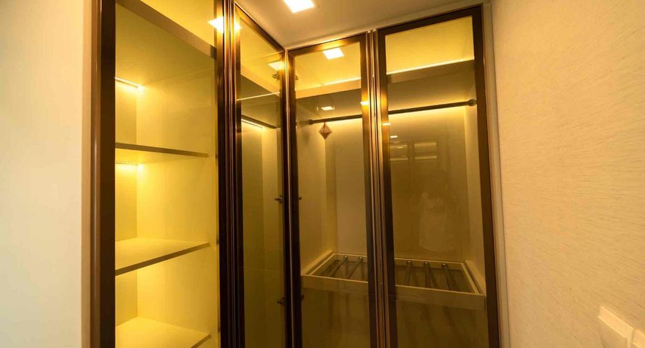 For rent and for sale 4 bedrooms house in Prawet, Bangkok