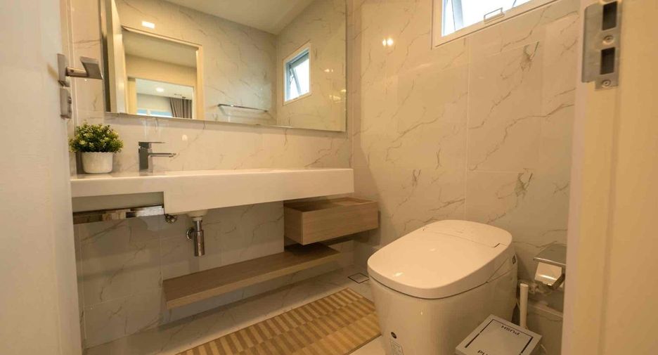 For rent and for sale 4 bedrooms house in Prawet, Bangkok