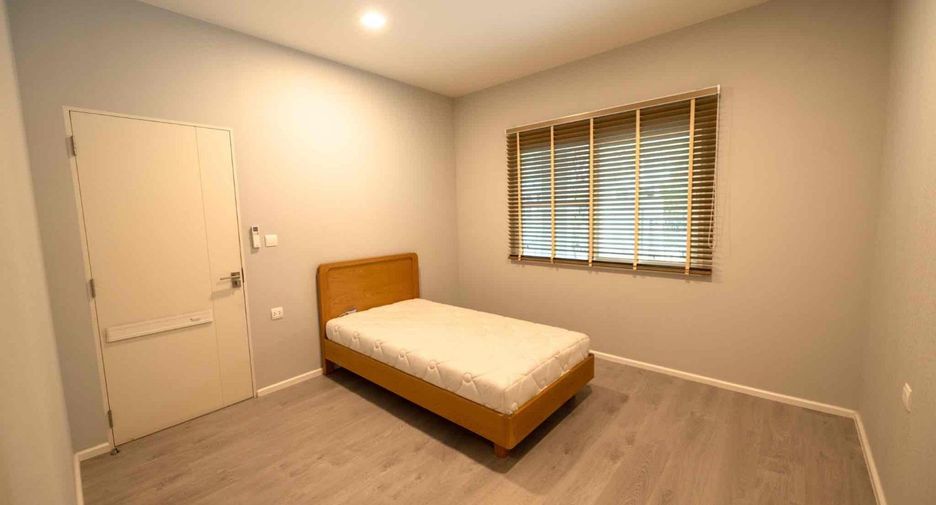 For rent and for sale 4 bedrooms house in Prawet, Bangkok