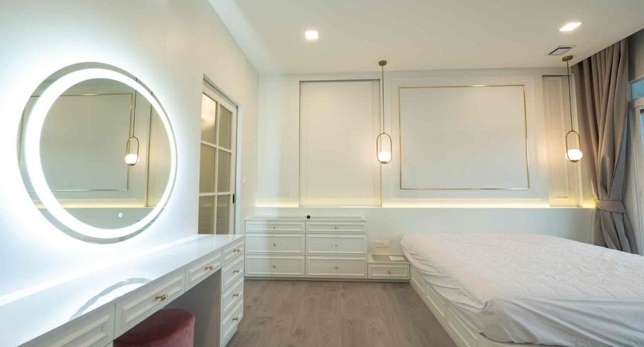 For rent and for sale 4 bedrooms house in Prawet, Bangkok