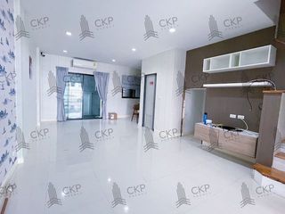 For rent 2 Beds townhouse in Lat Phrao, Bangkok