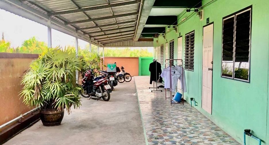 Apartamento en venta de 12 habitaciones en Mueang Chachoengsao, Chachoengsao
