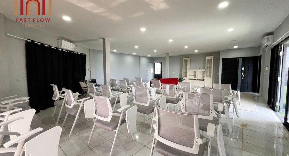 Büro zum Kauf in Bang Khen, Bangkok