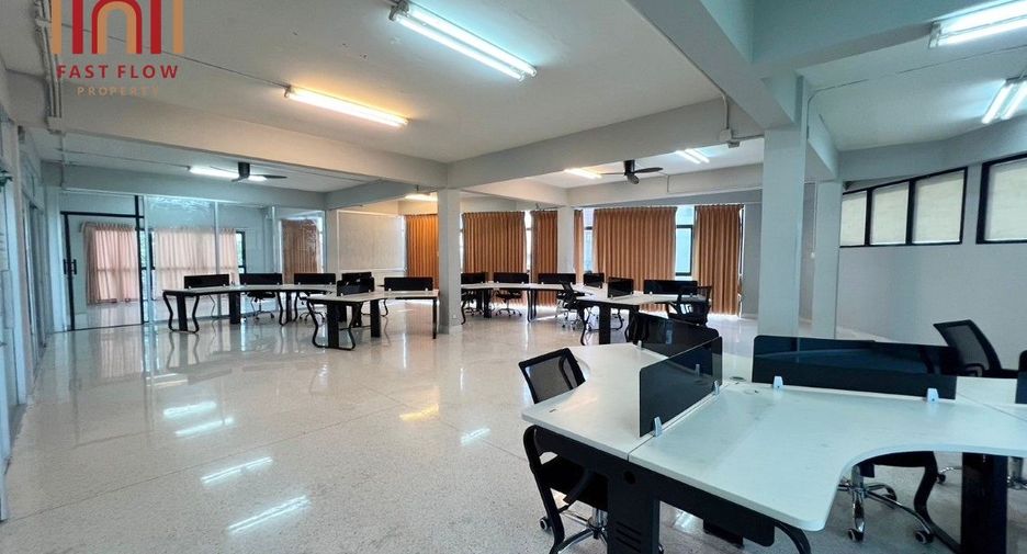 Büro zum Kauf in Bang Khen, Bangkok