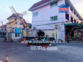 For sale 3 bed townhouse in Bang Khae, Bangkok