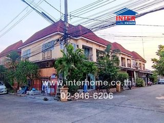 For sale 3 bed townhouse in Bang Khae, Bangkok