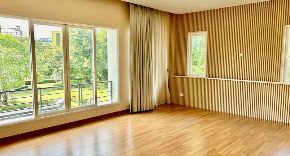 Haus zum Kauf mit 5 Zimmer in Thawi Watthana, Bangkok