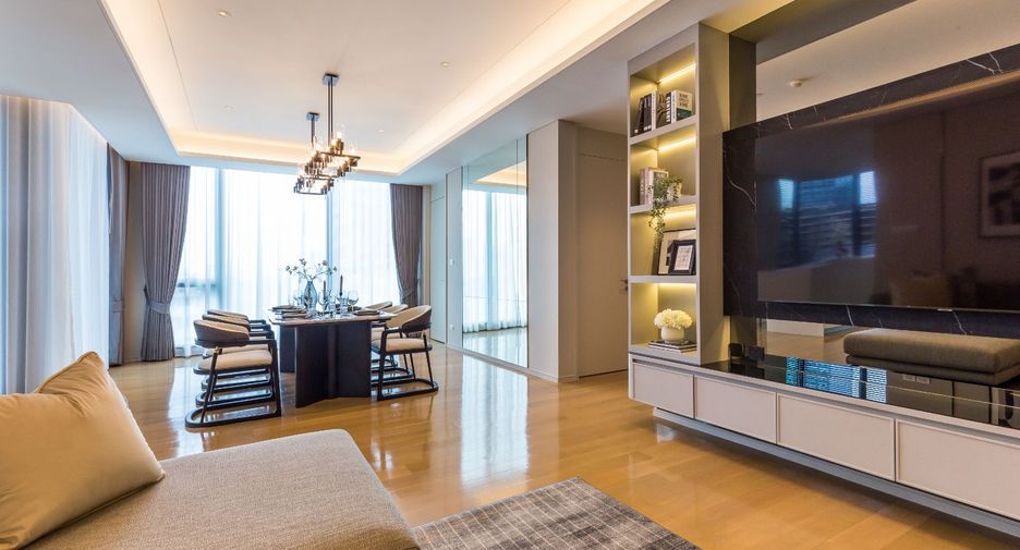 Wohnung zur Miete und zum Kauf mit 2 Zimmer in Pathum Wan, Bangkok