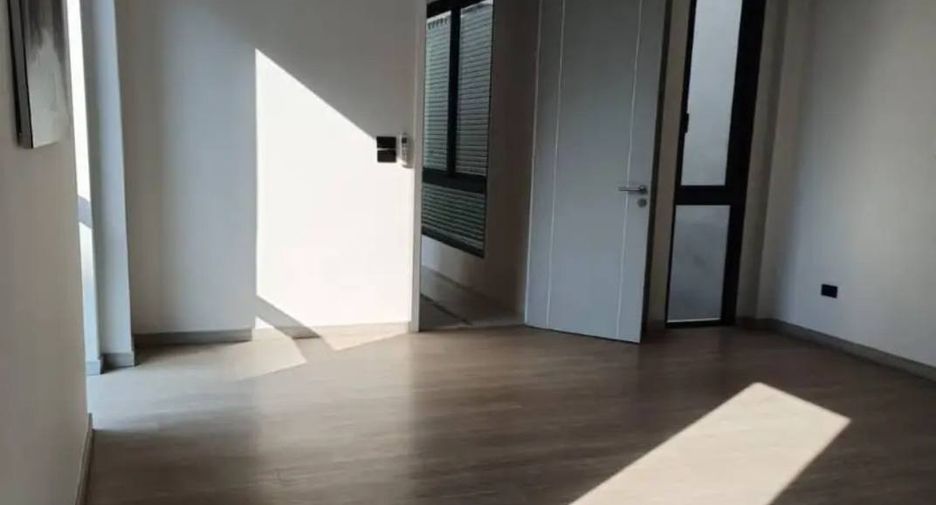 For rent 3 ベッドルーム condo in Suan Luang, Bangkok