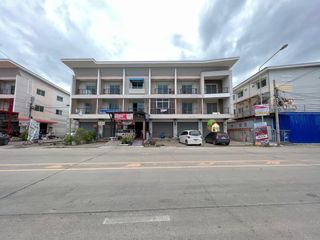 For sale 4 Beds retail Space in Mueang Samut Sakhon, Samut Sakhon