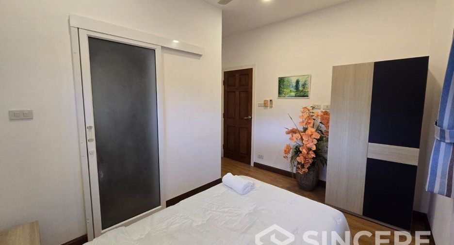 For rent and for sale 4 bedrooms villa in Kathu, Phuket