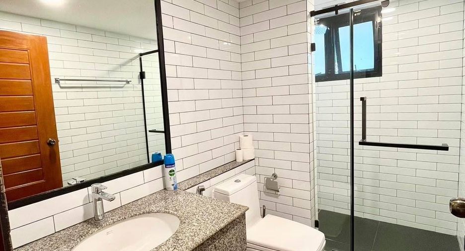 Condo en venta de 2 habitaciones en Watthana, Bangkok
