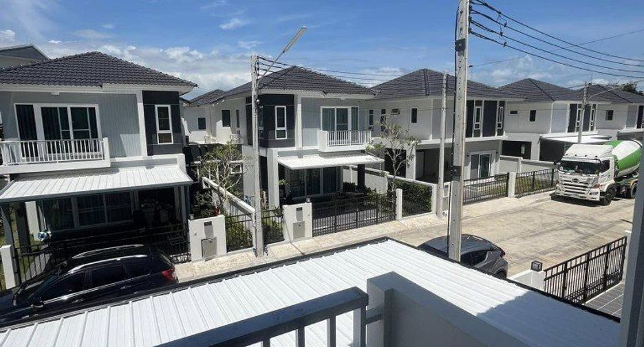 For rent 3 bedrooms house in Mueang Phuket, Phuket