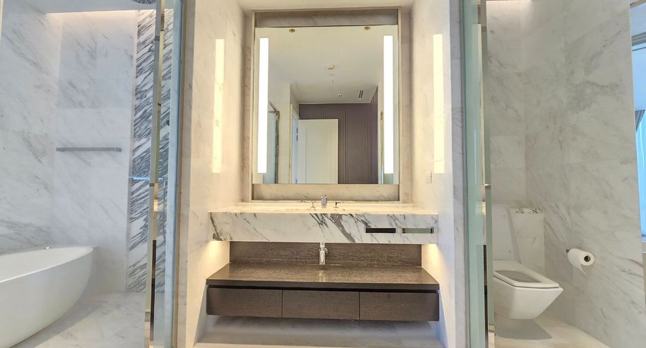 For rent 2 bedrooms condo in Bang Kho Laem, Bangkok