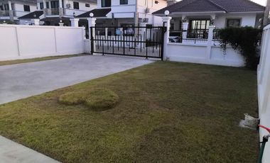 For rent 3 bedrooms house in Saraphi, Chiang Mai