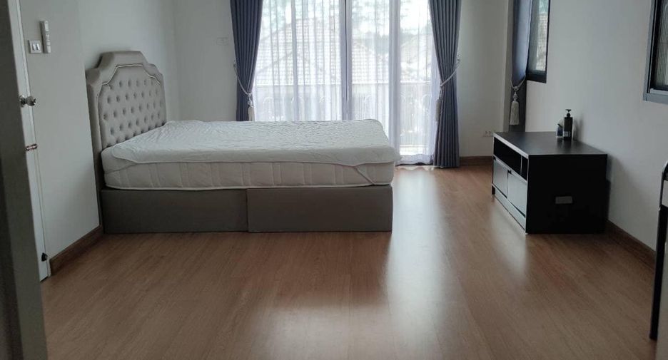 For rent 3 bedrooms house in Saraphi, Chiang Mai