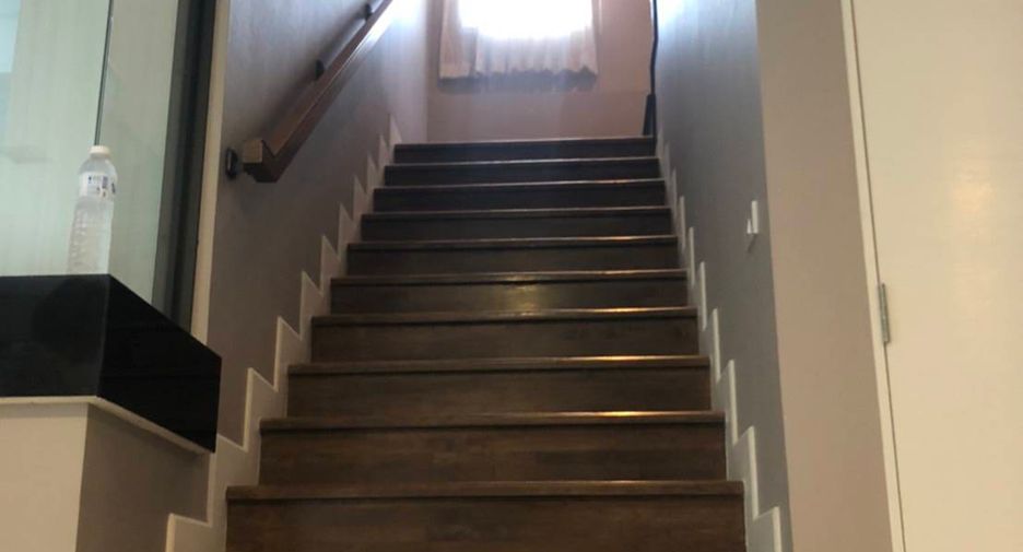 For rent and for sale studio house in Mueang Chiang Mai, Chiang Mai