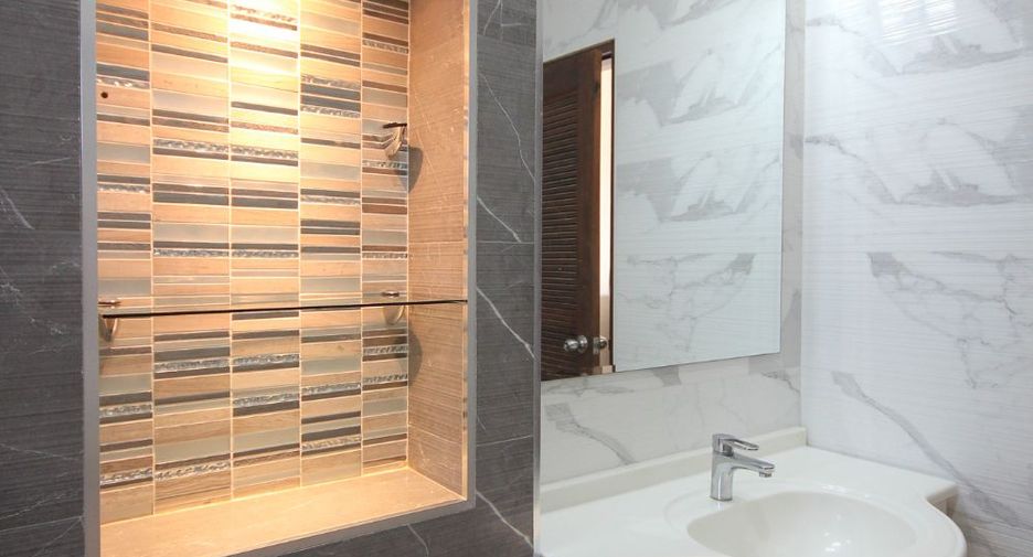 Villa en venta de 3 habitaciones en Pran Buri, Prachuap Khiri Khan