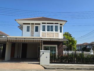 À louer 3 chambres maison à Doi Saket, Chiang Mai