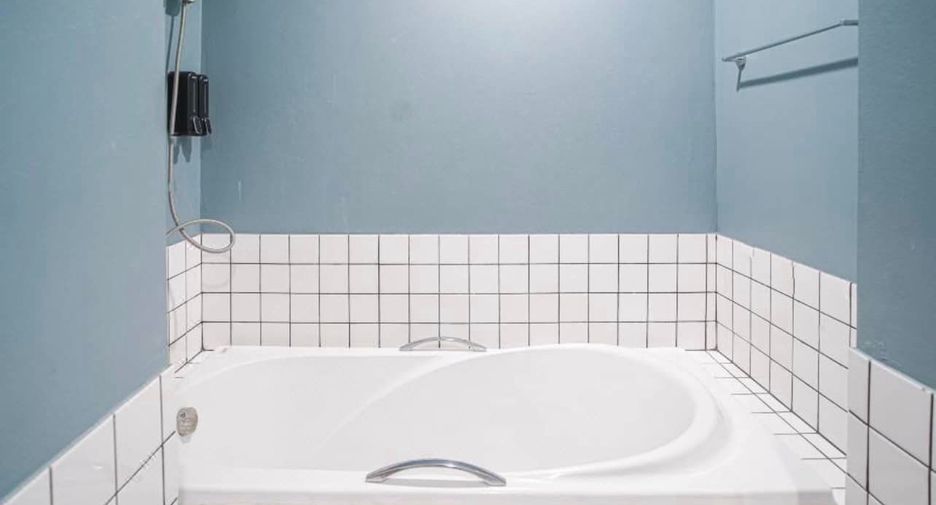 À vendre 42 chambres hôtel à Mueang Chiang Mai, Chiang Mai