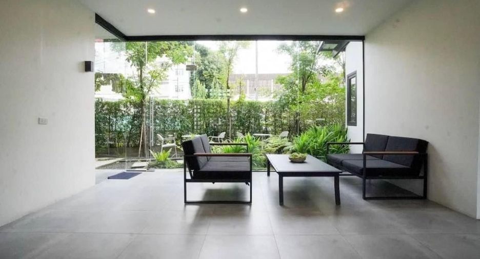 À vendre 42 chambres hôtel à Mueang Chiang Mai, Chiang Mai