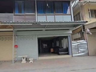 出售 2 卧室 商业空间 在 Hang Dong, Chiang Mai
