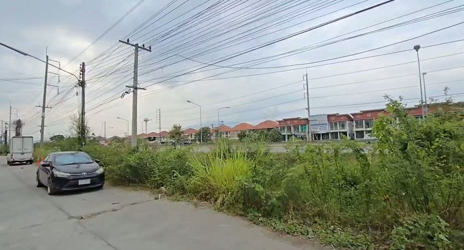 For sale 2 ベッドルーム retail Space in Hang Dong, Chiang Mai