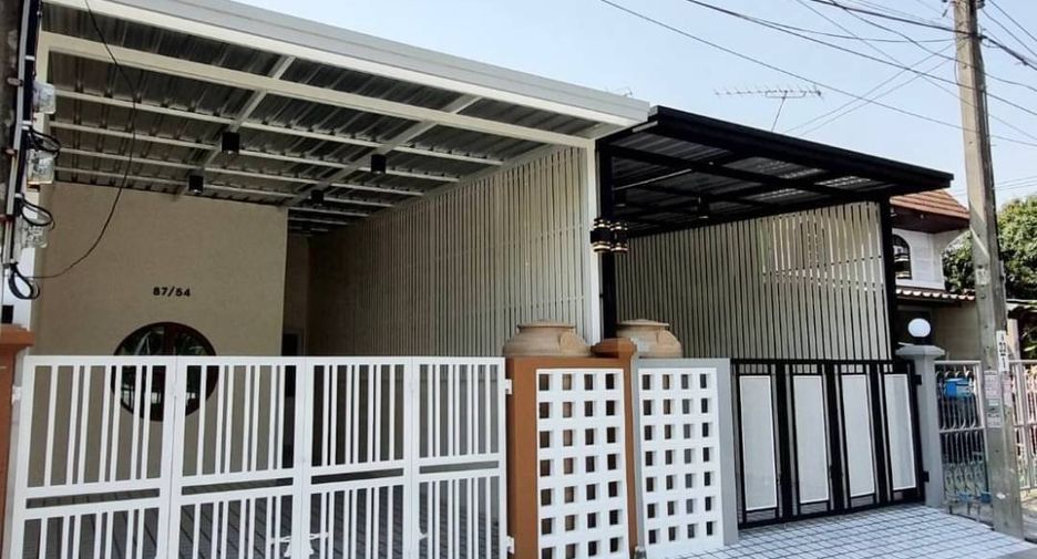 For sale 3 Beds townhouse in Bang Bua Thong, Nonthaburi