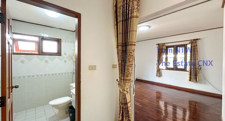 For rent and for sale 4 bedrooms house in Mueang Chiang Mai, Chiang Mai