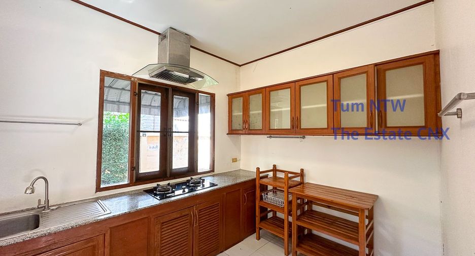 For rent and for sale 4 bedrooms house in Mueang Chiang Mai, Chiang Mai