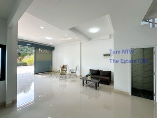 For rent and for sale 3 bed retail Space in Saraphi, Chiang Mai