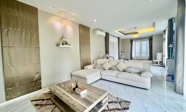 For sale 3 bedrooms house in Mueang Phuket, Phuket