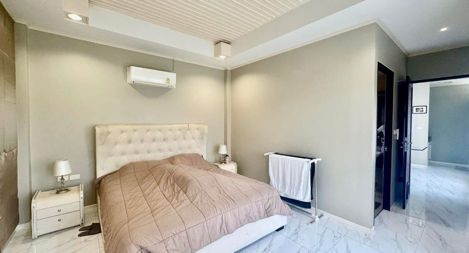 For sale 3 bedrooms house in Mueang Phuket, Phuket