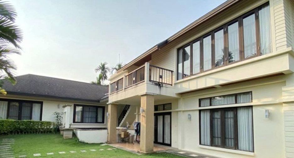 For sale 3 bedrooms house in Mueang Phuket, Phuket