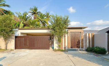 À louer 3 chambres maison à Bang Lamung, Chonburi