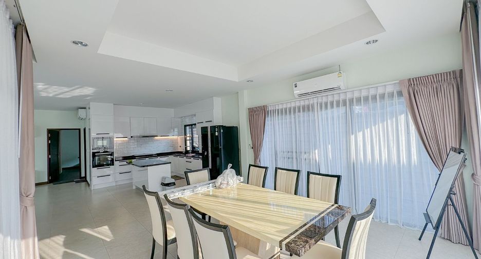 Haus zur Miete mit 3 Zimmer in Bang Lamung, Chonburi