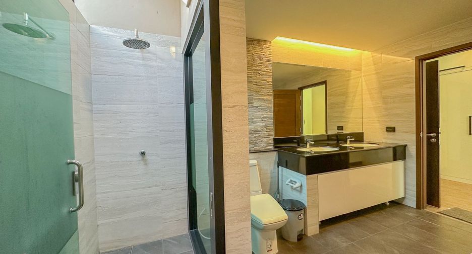 Haus zur Miete mit 3 Zimmer in Bang Lamung, Chonburi