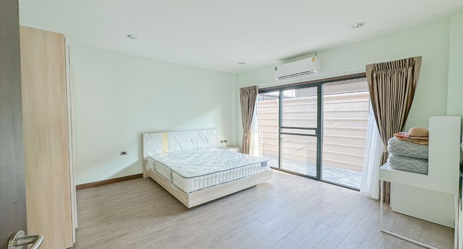 Haus zur Miete mit 3 Zimmer in Bang Lamung, Chonburi