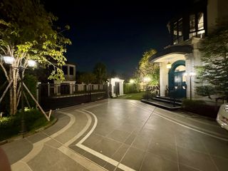 Haus zum Kauf mit 5 Zimmer in Bang Kapi, Bangkok
