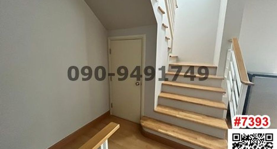 Reihenhaus zur Miete mit 3 Zimmer in Bang Kapi, Bangkok