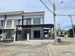 For sale 4 bed townhouse in Khlong Sam Wa, Bangkok