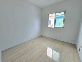 For sale 4 bed townhouse in Khlong Sam Wa, Bangkok