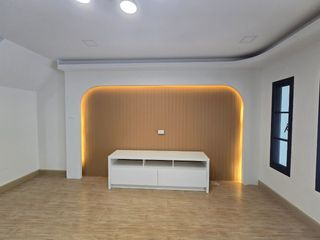 For sale 2 bed townhouse in Khlong Sam Wa, Bangkok