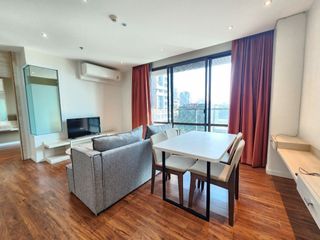 For rent 2 bedrooms apartment in Khlong Toei, Bangkok