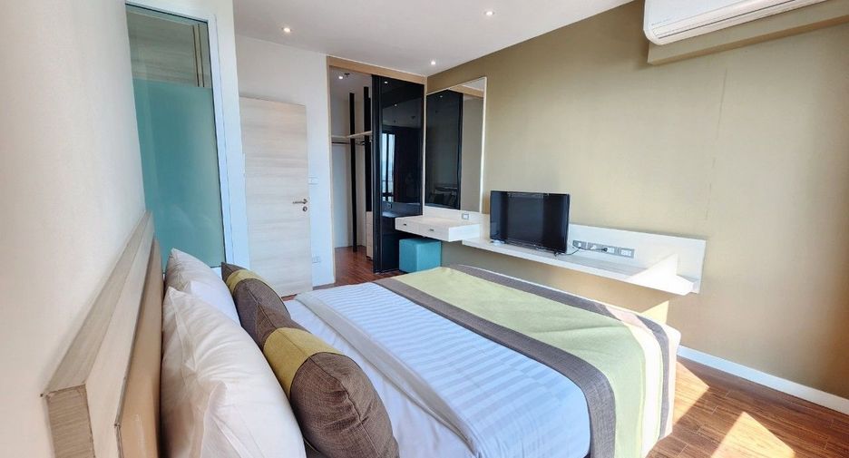 For rent 2 bedrooms apartment in Khlong Toei, Bangkok